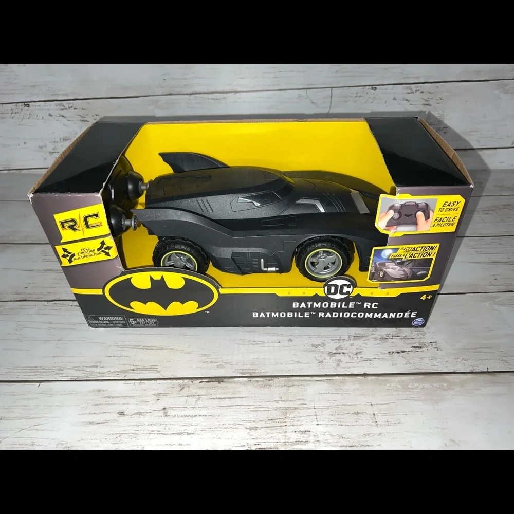 Batman Remote Control Batmobile - Picture 1 of 4